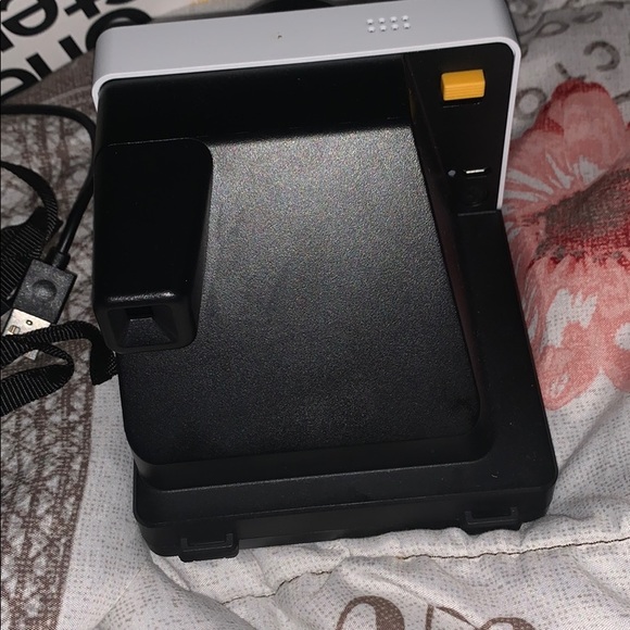 Polaroid one step 2 camera - Picture 4 of 5